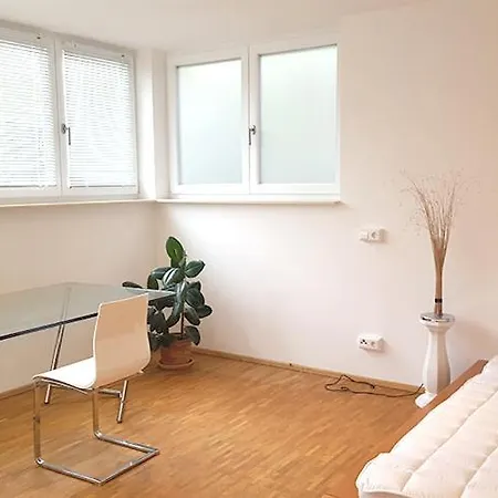 Dasein In Wunderschoner, Idyllischer Lage! Nonnenhorn